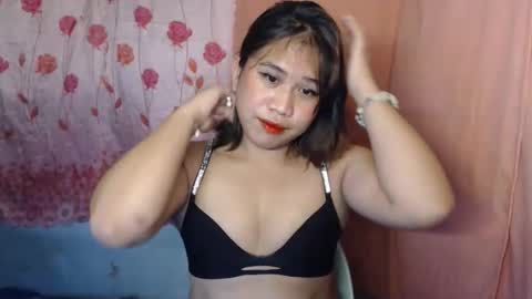 Snapshot of angel_sweet247 chatting on February 22, 2026, 11:42 am angel_sweet247 online show from February 22, 2026, 11:42 am
