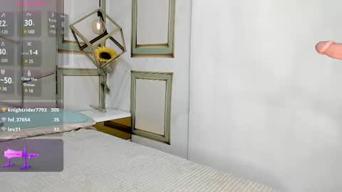 Snapshot of angel_vibes_ chatting on February 9, 2025, 1:14 pm Angel online show from February 9, 2025, 1:14 pm