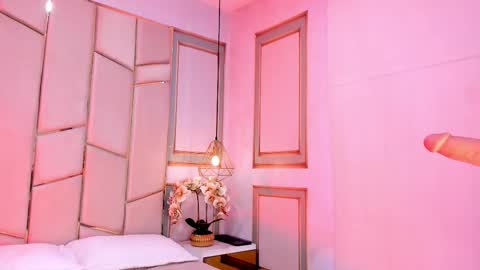 Snapshot of angel_vibes_ chatting on January 15, 2026, 6:22 pm Angel online show from January 15, 2026, 6:22 pm