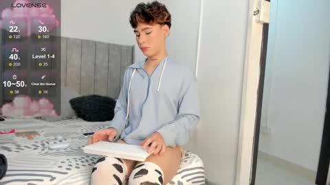 Angel online show from March 2, 2025, 3:02 am