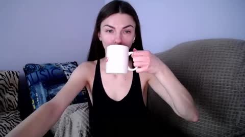 Zoe online show from March 1, 2025, 11:50 am