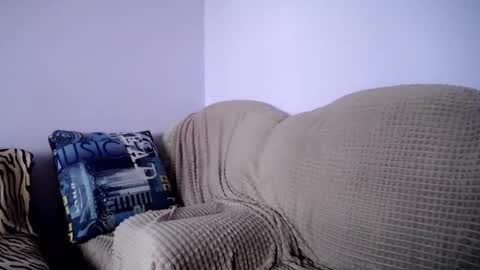 Zoe online show from November 14, 2025, 10:03 am