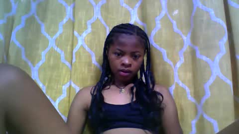 Snapshot of angela166093 chatting on November 14, 2025, 4:11 am angela166093 online show from November 14, 2025, 4:11 am