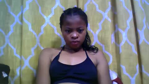 Snapshot of angela166093 chatting on November 25, 2025, 4:34 am angela166093 online show from November 25, 2025, 4:34 am