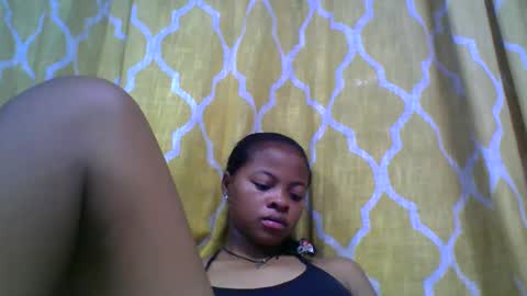 Snapshot of angela166093 chatting on November 26, 2025, 7:09 am angela166093 online show from November 26, 2025, 7:09 am