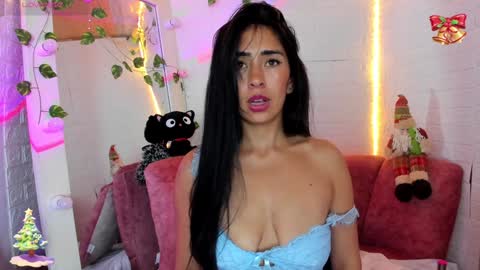 Snapshot of angela_black_hair chatting on December 30, 2024, 3:02 pm Angela black hair online show from December 30, 2024, 3:02 pm