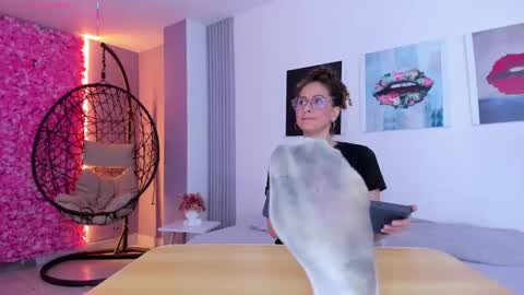 A N G E LA.  online show from September 12, 2025, 3:28 am