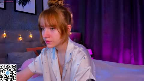 Angela online show from December 20, 2025, 1:23 am