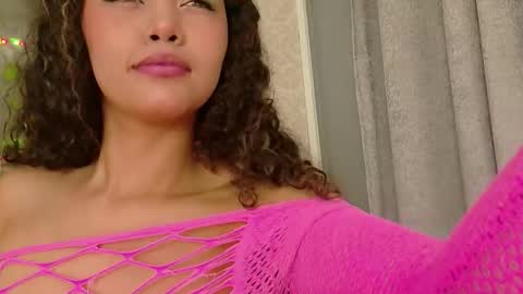 Angela online show from September 15, 2025, 12:27 pm