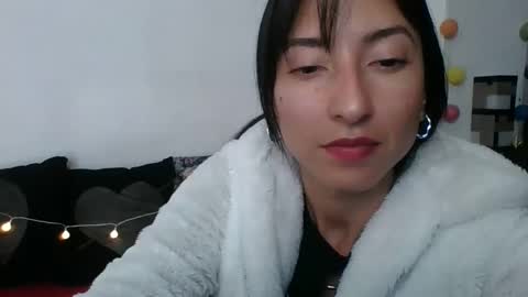  Angela  online show from December 26, 2024, 2:22 am