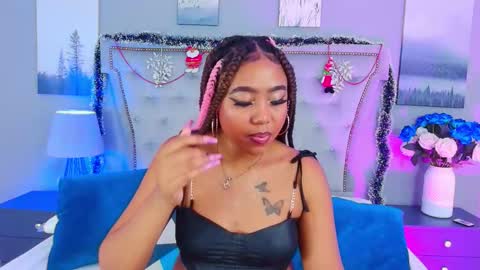 Angela Roberts online show from December 22, 2025, 10:29 pm