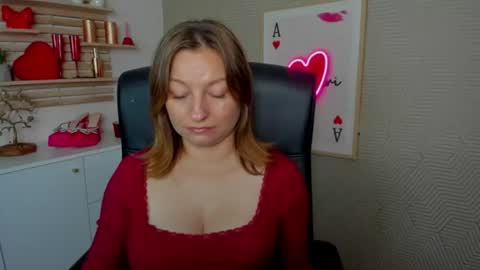 Angela online show from June 16, 2026, 5:32 am