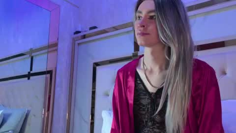 angela_white22 online show from April 26, 2026, 7:11 pm