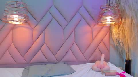 ANGELA online show from December 29, 2024, 3:57 pm