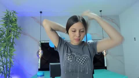 ANGELA online show from September 29, 2025, 12:10 pm