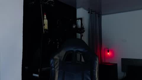 Angela help me reach 100 thumbs up online show from December 17, 2025, 8:15 pm