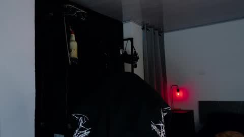 Angela help me reach 100 thumbs up online show from March 30, 2026, 11:17 pm