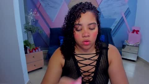 Snapshot of angelacoffee chatting on January 22, 2025, 2:26 am Angela online show from January 22, 2025, 2:26 am