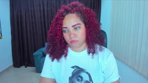Snapshot of angelacoffee chatting on October 8, 2025, 10:51 pm Angela online show from October 8, 2025, 10:51 pm