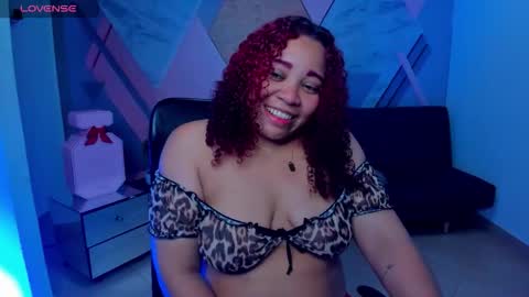 Snapshot of angelacoffee chatting on October 19, 2025, 4:24 am Angela online show from October 19, 2025, 4:24 am