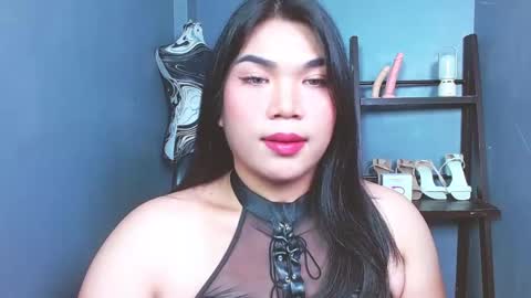 Angela online show from May 5, 2026, 1:57 am