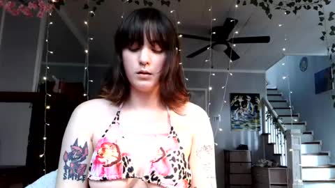 Snapshot of angelalice555 chatting on July 20, 2026, 10:45 pm angelalice555 online show from July 20, 2026, 10:45 pm