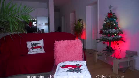 Aimi Selena  Daisy online show from December 22, 2024, 7:33 am