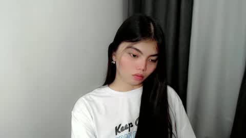 Snapshot of angelari_slut chatting on September 11, 2025, 7:52 am angelari_slut online show from September 11, 2025, 7:52 am
