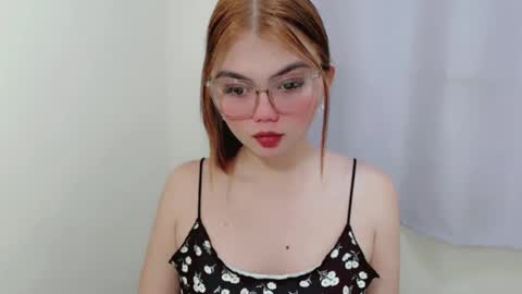 Snapshot of angelari_slut chatting on October 19, 2025, 6:36 am angelari_slut online show from October 19, 2025, 6:36 am