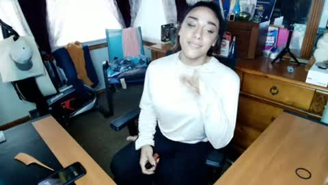 Angela Longcock online show from July 14, 2026, 10:54 am