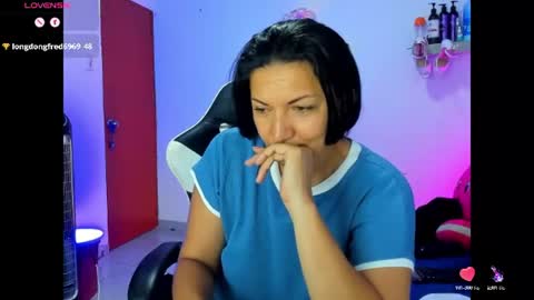 Snapshot of angelblue972344 chatting on July 1, 2026, 11:37 pm angel online show from July 1, 2026, 11:37 pm