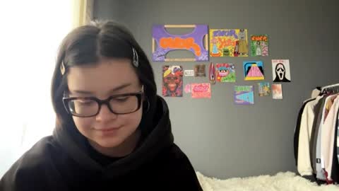 angelcatier online show from April 19, 2026, 2:49 pm