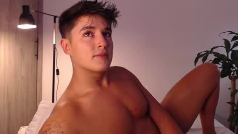 Angel online show from December 24, 2024, 7:22 pm