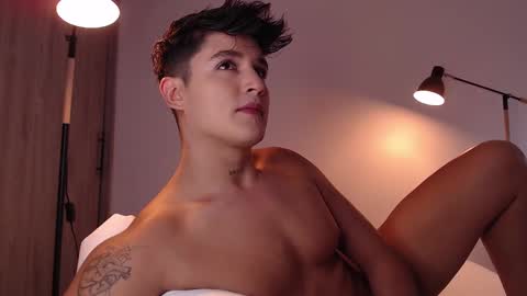 Angel online show from February 16, 2025, 8:44 pm