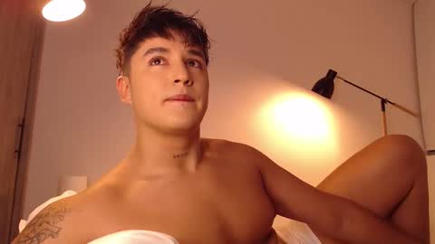 Angel online show from October 13, 2025, 1:27 am