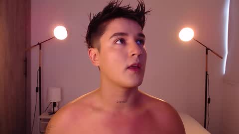 Angel online show from February 1, 2026, 9:35 pm