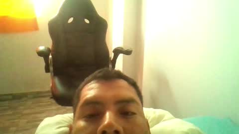 angeldavid90 online show from December 21, 2025, 11:28 am