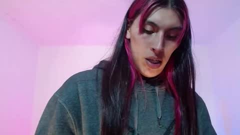 Snapshot of angele_johnson chatting on November 2, 2025, 2:03 am angele online show from November 2, 2025, 2:03 am