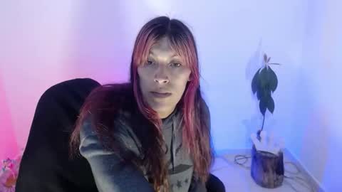 Snapshot of angele_johnson chatting on November 28, 2025, 4:09 pm angele online show from November 28, 2025, 4:09 pm