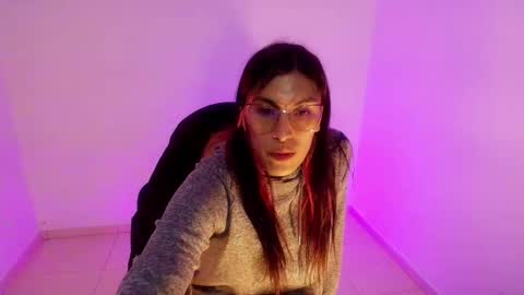 angele online show from March 19, 2026, 7:51 pm