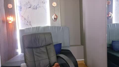 Snapshot of angeles_azul chatting on May 23, 2026, 3:16 pm angel online show from May 23, 2026, 3:16 pm