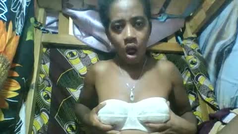 Snapshot of angelettee chatting on June 8, 2026, 2:23 am Angelettee online show from June 8, 2026, 2:23 am