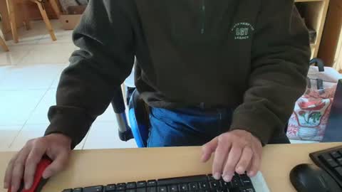 Snapshot of angelgarcia269 chatting on July 5, 2026, 2:02 pm angelgarcia269 online show from July 5, 2026, 2:02 pm