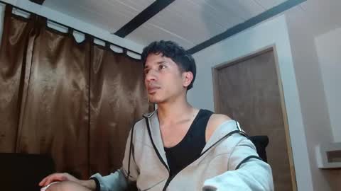 Snapshot of angelhil chatting on May 10, 2026, 1:33 am Angel of littlebandido online show from May 10, 2026, 1:33 am