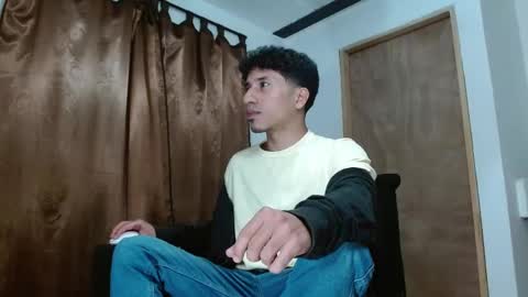 Snapshot of angelhil chatting on May 30, 2026, 12:52 am Angel of littlebandido online show from May 30, 2026, 12:52 am