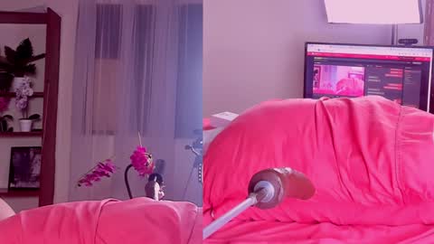 Angeli  online show from January 25, 2025, 6:55 am