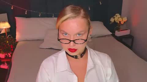Snapshot of angelic_coy chatting on June 25, 2026, 10:53 am Angelic beauty online show from June 25, 2026, 10:53 am