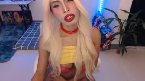 Snapshot of angelic_face_808 chatting on May 9, 2026, 11:32 pm DIVINE ANGEL online show from May 9, 2026, 11:32 pm