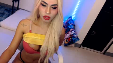 DIVINE ANGEL online show from June 17, 2026, 3:42 am
