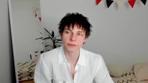 Snapshot of angelic_look chatting on March 10, 2025, 2:59 pm Daniel online show from March 10, 2025, 2:59 pm